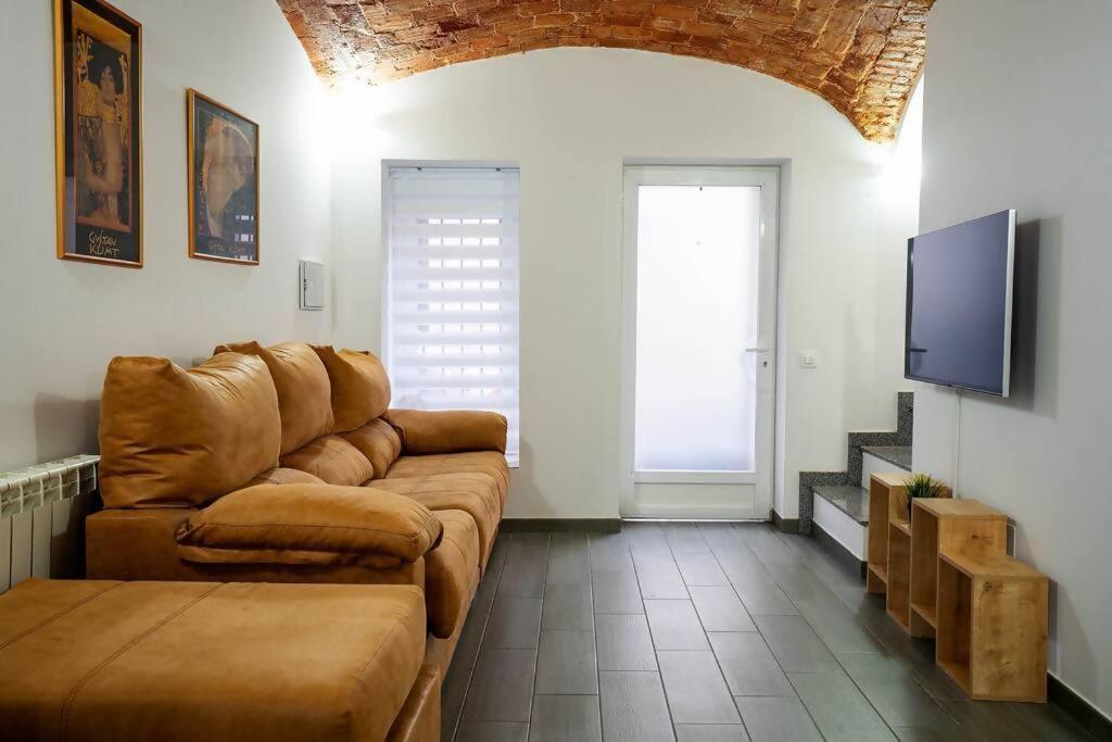 El Castuo Centro Historico Con Parking Apartment กาเซเรส ภายนอก รูปภาพ