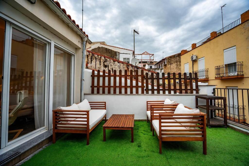 El Castuo Centro Historico Con Parking Apartment กาเซเรส ภายนอก รูปภาพ